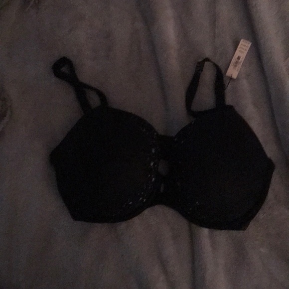 Victoria’s Secret bra NWT - Picture 1 of 3